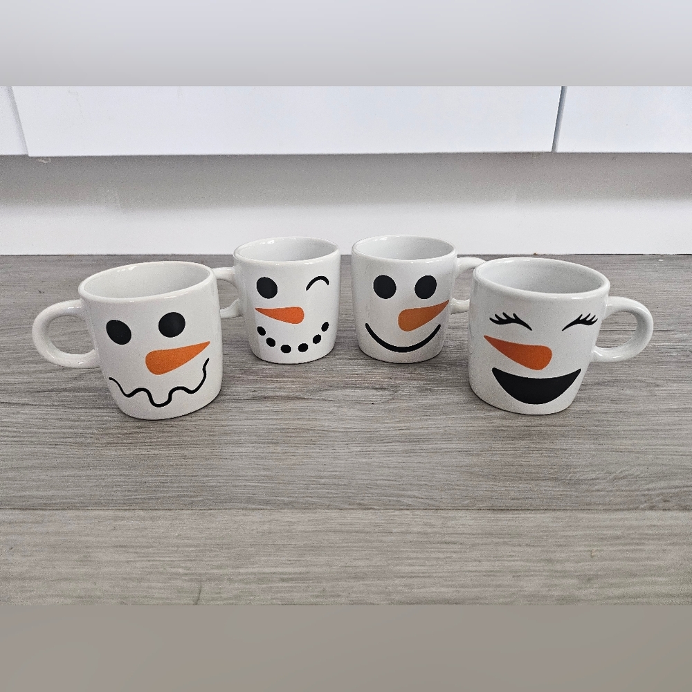 Snowman Miniature Mugs Cup Set